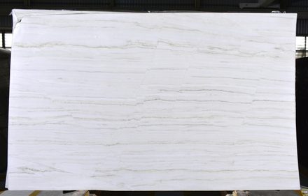 Calacatta Macaubas quartzite slab